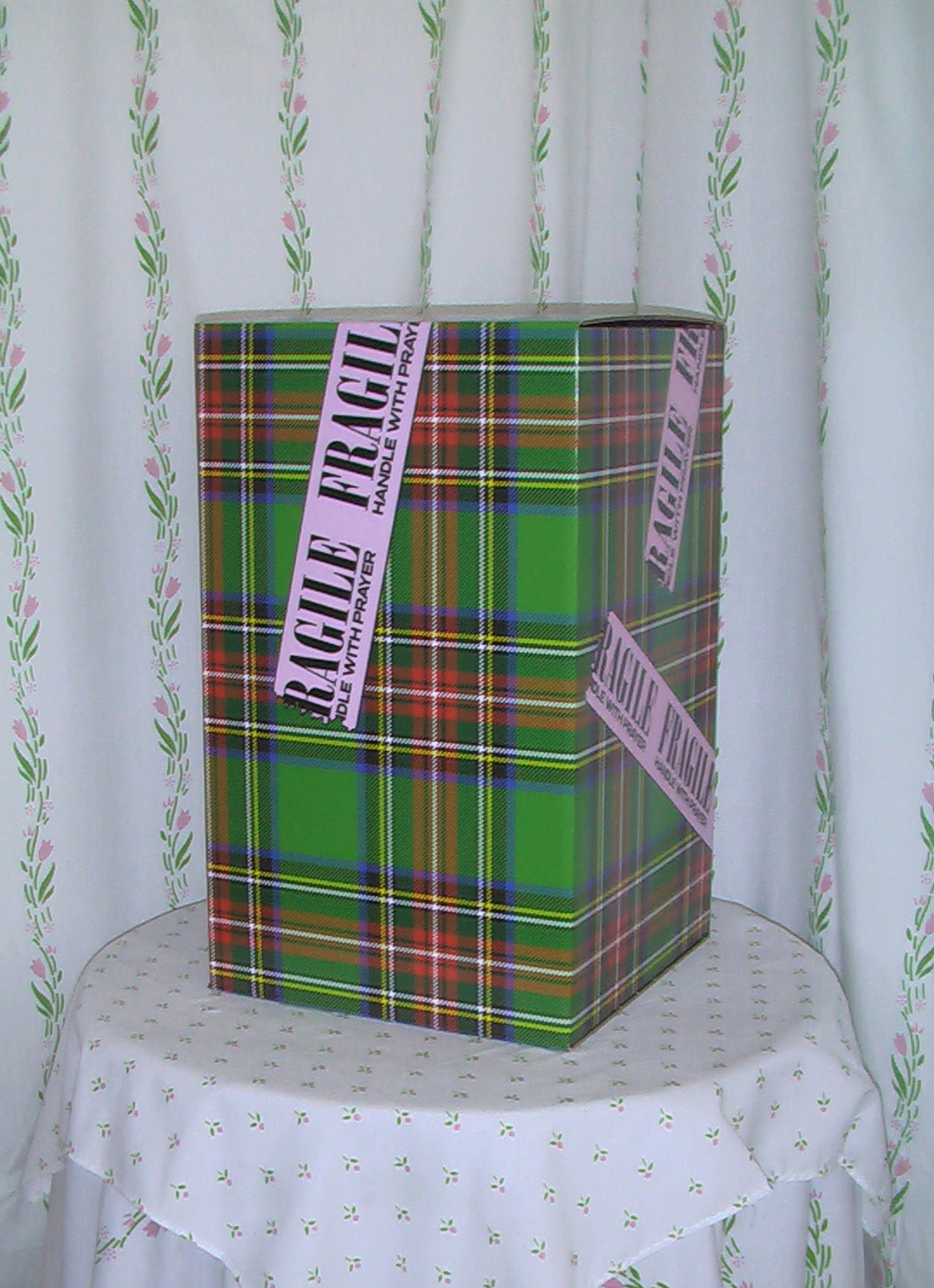Snow White Doll Box